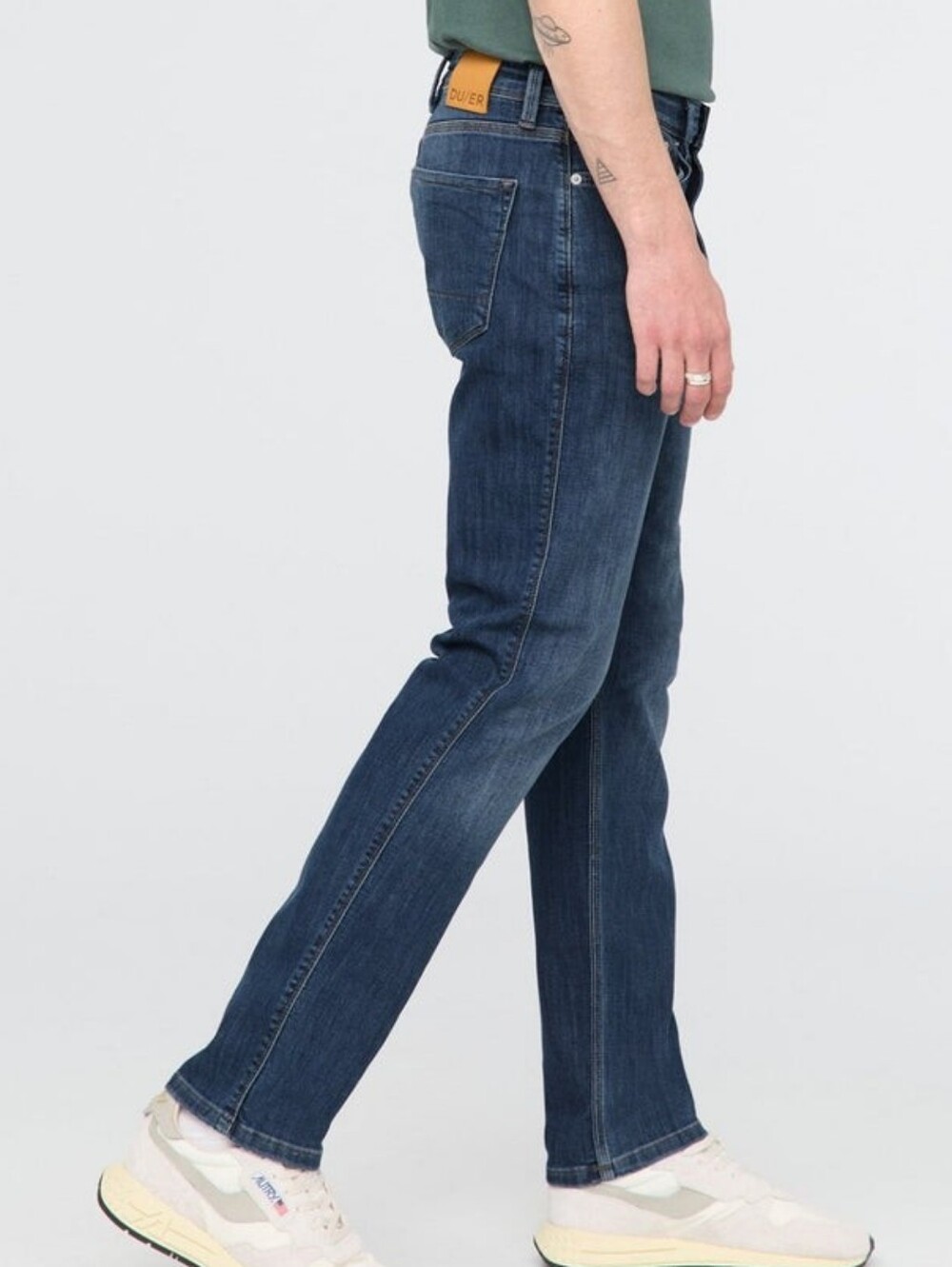 DU/ER Men’s Slim Straight Jeans in Mid Blue